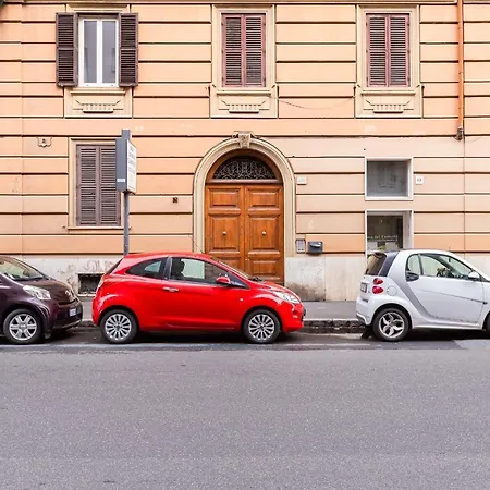 Vatican Candia 100 Apartment